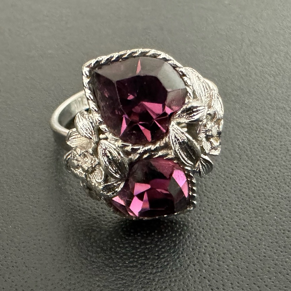 Sarah Coventry Love Story Ring - Picture 2 of 7